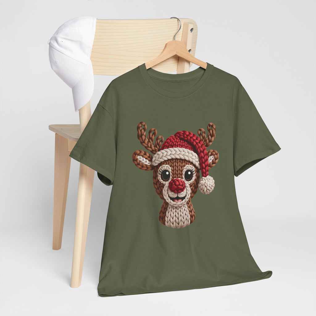 Reindeer in Santa Hat Cotton Tee — Joyful Faux-Yarn Holiday Unisex Coton T-Shirt